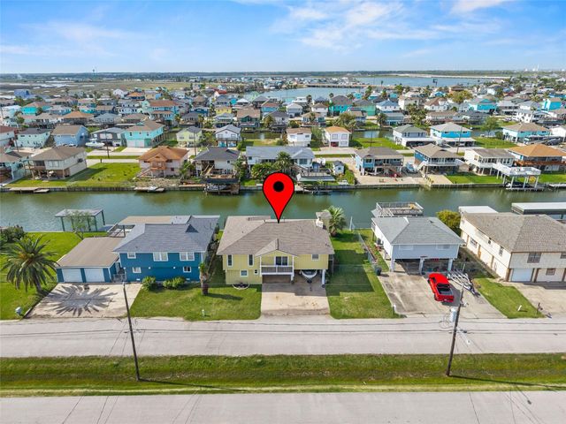 321 Ling Street, Bayou Vista, TX 77563