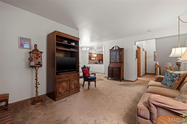 1316 Holgate Drive F1, Ballwin, MO 63021