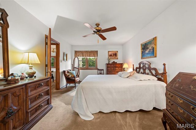 1316 Holgate Drive F1, Ballwin, MO 63021
