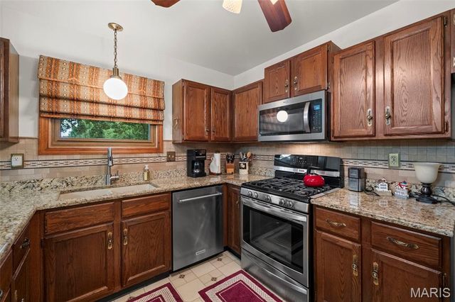 1316 Holgate Drive F1, Ballwin, MO 63021