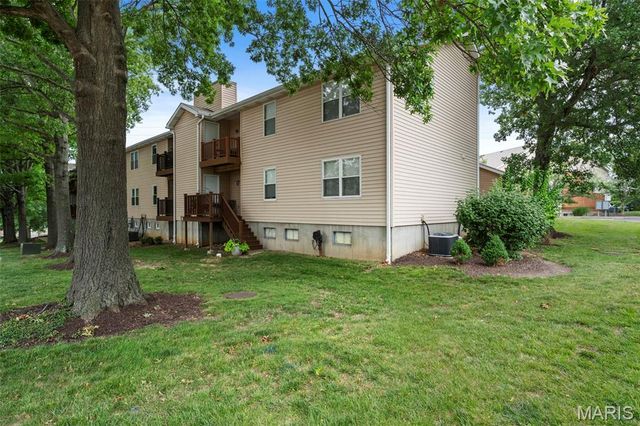 1316 Holgate Drive F1, Ballwin, MO 63021
