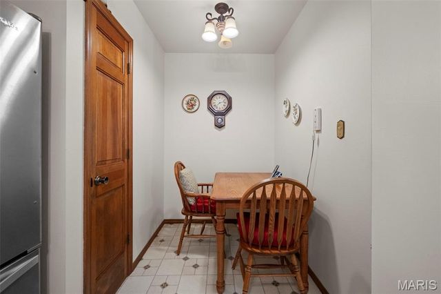 1316 Holgate Drive F1, Ballwin, MO 63021