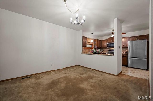 1316 Holgate Drive F1, Ballwin, MO 63021