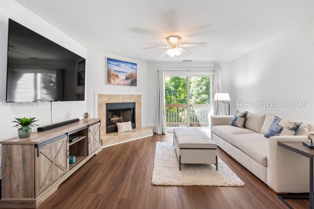 50 Yacht Cove Dr Apt 324, Hilton Head Island, SC 29928