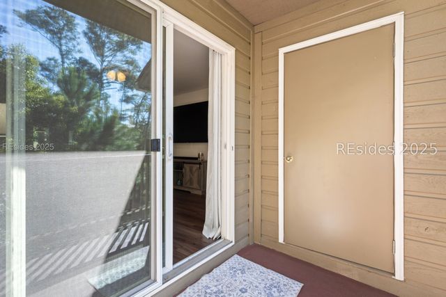 50 Yacht Cove Dr Apt 324, Hilton Head Island, SC 29928