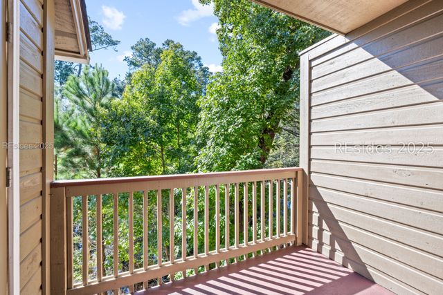 50 Yacht Cove Dr Apt 324, Hilton Head Island, SC 29928