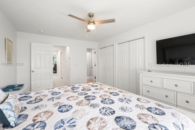 50 Yacht Cove Dr Apt 324, Hilton Head Island, SC 29928