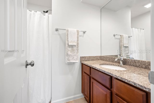 50 Yacht Cove Dr Apt 324, Hilton Head Island, SC 29928