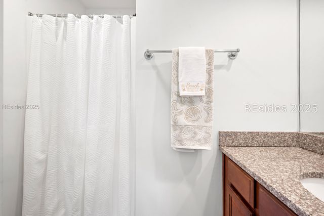 50 Yacht Cove Dr Apt 324, Hilton Head Island, SC 29928