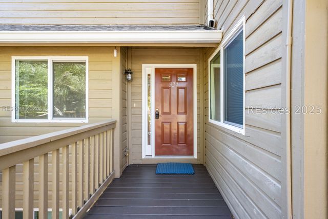 50 Yacht Cove Dr Apt 324, Hilton Head Island, SC 29928