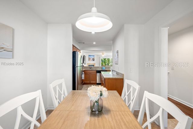 50 Yacht Cove Dr Apt 324, Hilton Head Island, SC 29928