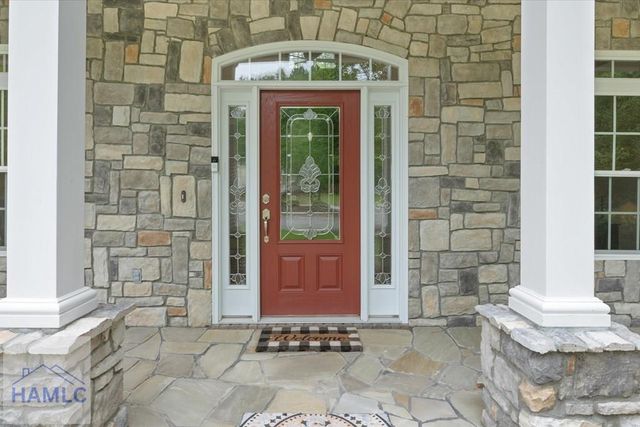 37 Macbeth Court, Richmond Hill, GA 31324