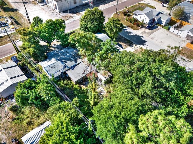 2221 28TH AVENUE N, St Petersburg, FL 33713