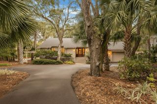 327 Low Oak Woods Road, Kiawah Island, SC 29455