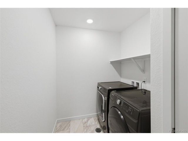 46538 Sunrise Ct, Bennett, CO 80102