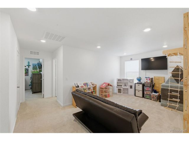 46538 Sunrise Ct, Bennett, CO 80102