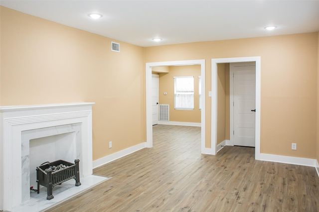 2301 Albans Road, Houston, TX 77005