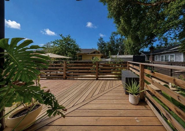 6702 N ELIZABETH STREET, Tampa, FL 33604
