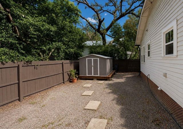 6702 N ELIZABETH STREET, Tampa, FL 33604