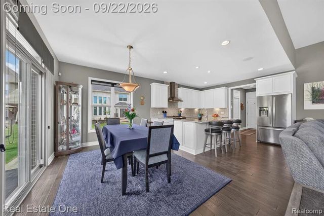 2034 Osprey, Troy, MI 48083