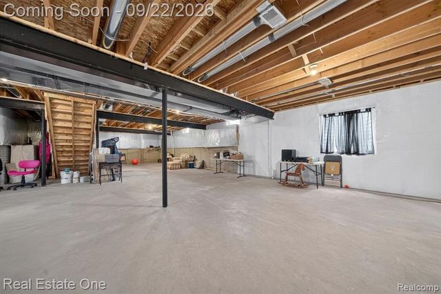 2034 Osprey, Troy, MI 48083