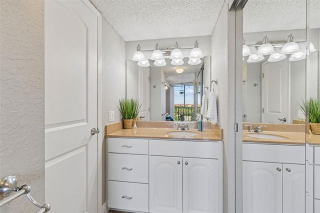 900 COVE CAY DRIVE 5F, Clearwater, FL 33760