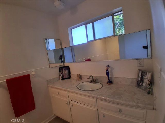 12587 Bradley Avenue, Sylmar, CA 91342