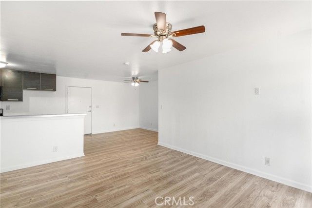 7254 Vassar Ave 308, Canoga Park (los Angeles), CA 91303