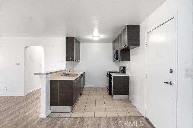 7254 Vassar Ave 308, Canoga Park (los Angeles), CA 91303