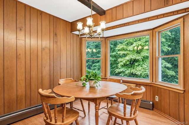 2 Jefferson Court, East Setauket, NY 11733
