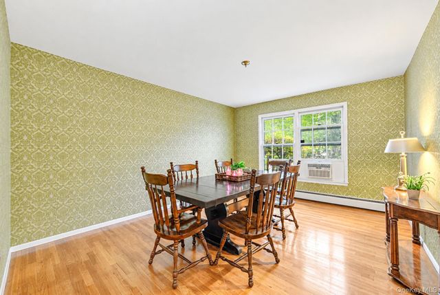 2 Jefferson Court, East Setauket, NY 11733