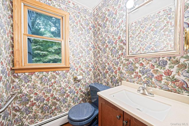 2 Jefferson Court, East Setauket, NY 11733