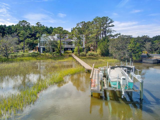 3015 Creek Cottage Lane, Johns Island, SC 29455