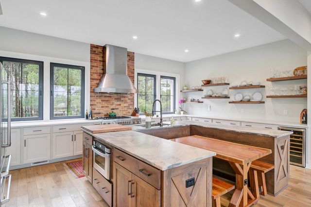 3015 Creek Cottage Lane, Johns Island, SC 29455