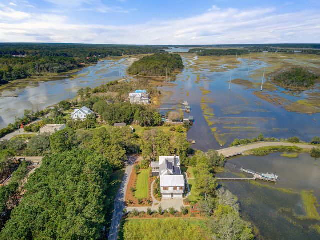3015 Creek Cottage Lane, Johns Island, SC 29455