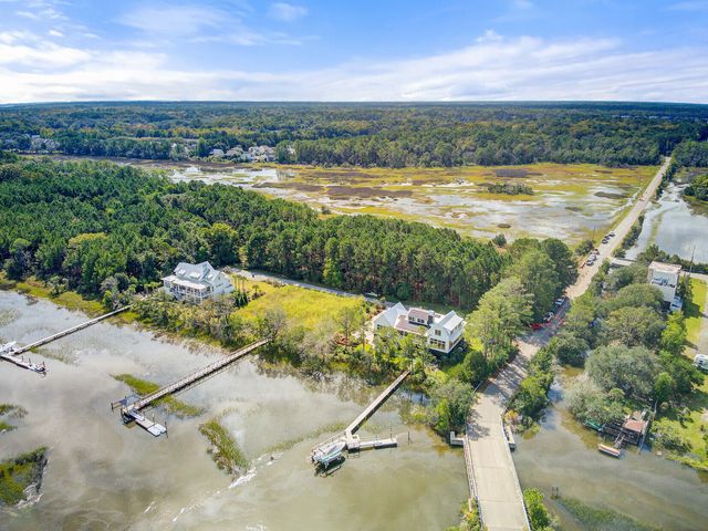 3015 Creek Cottage Lane, Johns Island, SC 29455