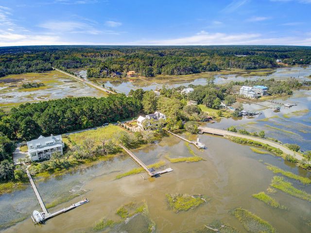 3015 Creek Cottage Lane, Johns Island, SC 29455