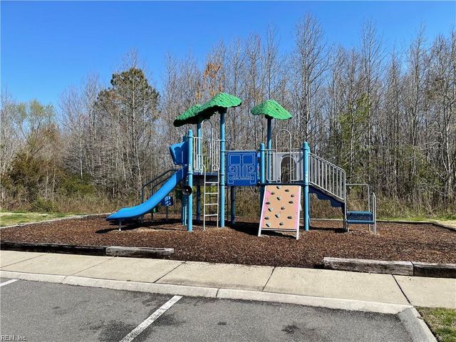 4376 Pickney LN, Chesapeake, VA 23324