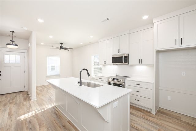 1659 S Brooks Avenue, Fayetteville, AR 72701