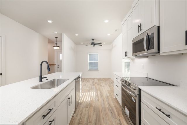 1659 S Brooks Avenue, Fayetteville, AR 72701