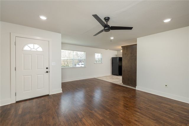 1659 S Brooks Avenue, Fayetteville, AR 72701