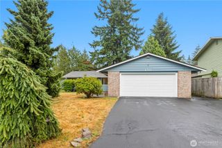 8711 NE 138th Street, Kirkland, WA 98034