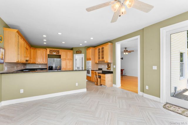 128 Old Pawling Road, Pawling, NY 12564