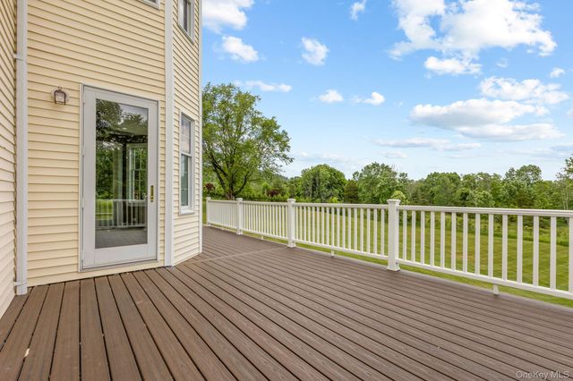 128 Old Pawling Road, Pawling, NY 12564