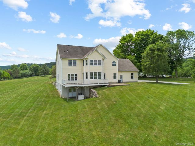 128 Old Pawling Road, Pawling, NY 12564