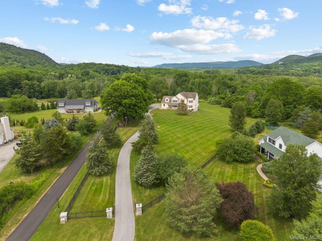 128 Old Pawling Road, Pawling, NY 12564