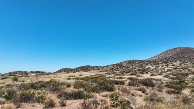 1 Intrepid, Temecula, CA 92592