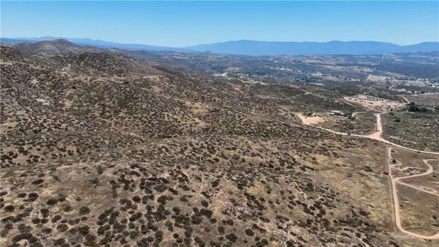 1 Intrepid, Temecula, CA 92592