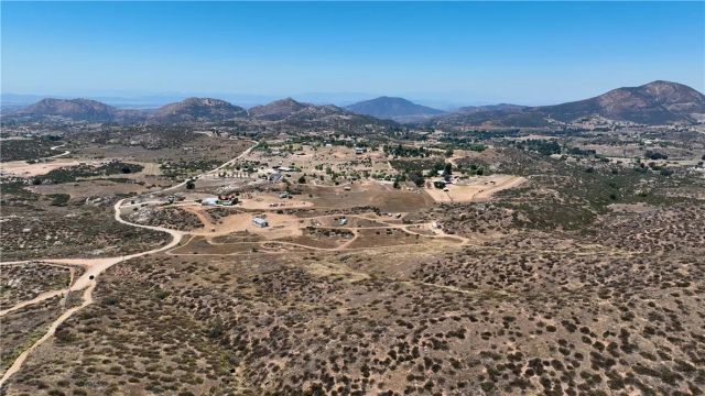 1 Intrepid, Temecula, CA 92592