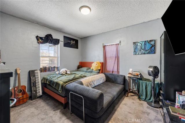 15670 Ceres Avenue, Fontana, CA 92335